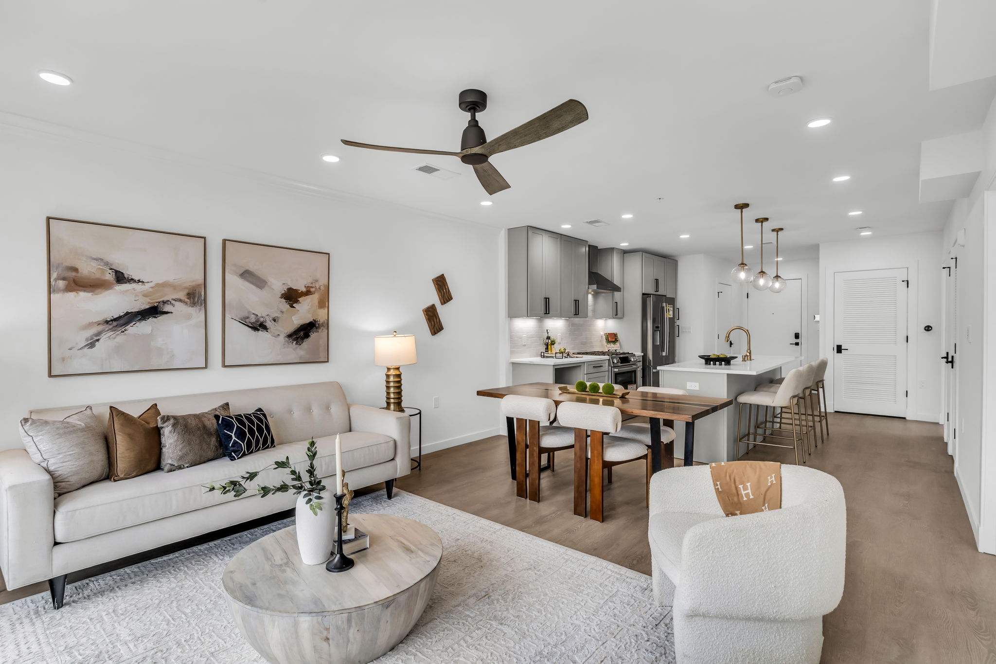 AVANT Condominium — open-plan living and kitchen